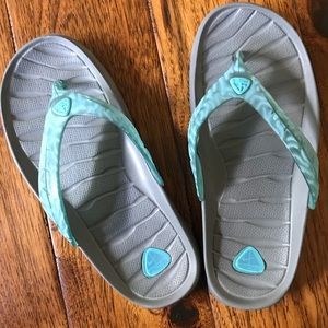 Nike ACG Flip Flops Sandals woman’s 7 men’s 5